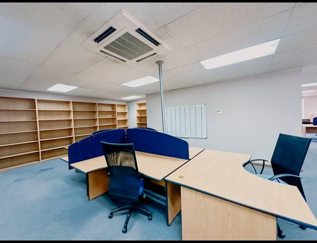 2,000M² OFFICE TO LET IN BEDFORDVIEW